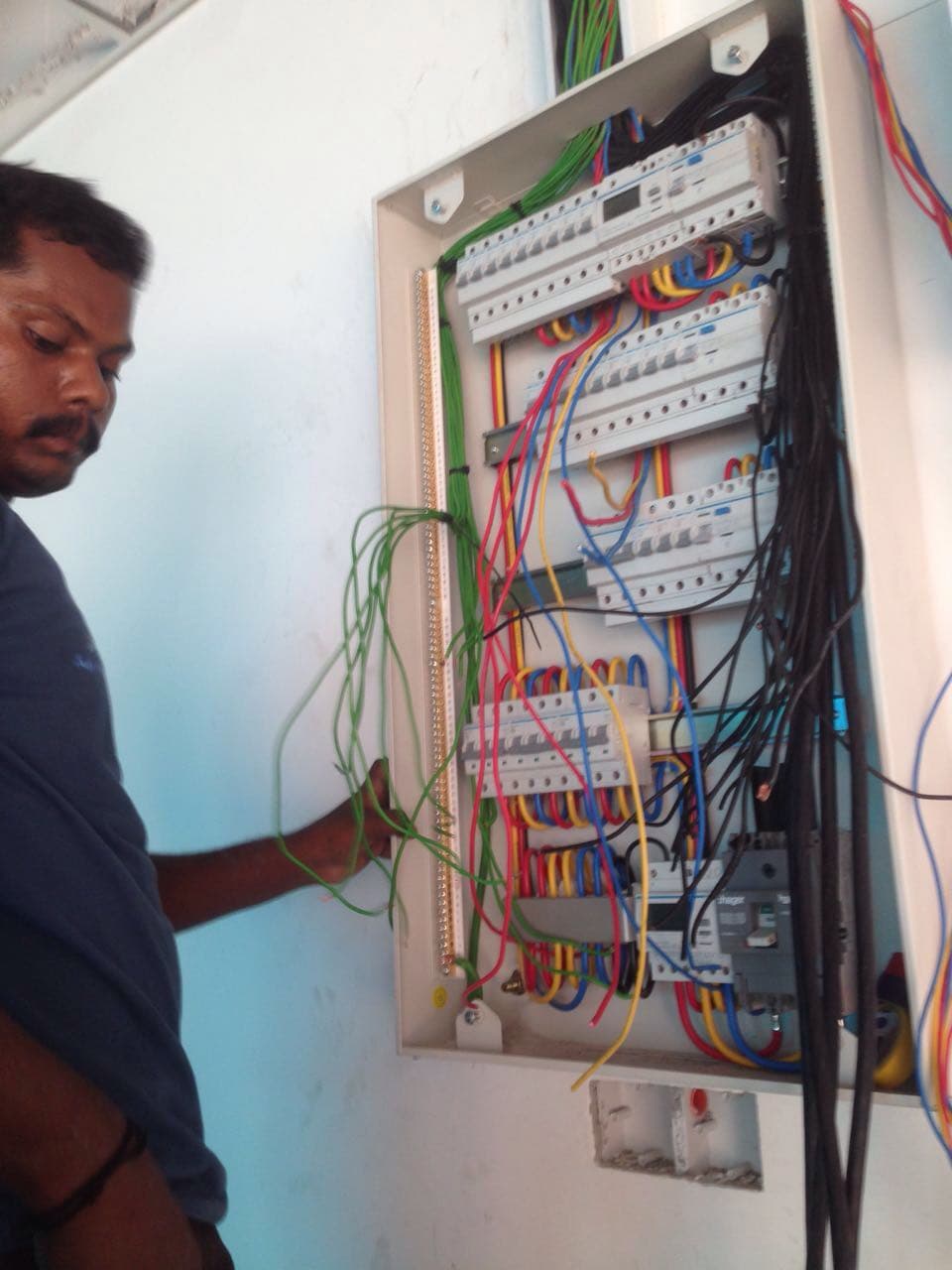 electrical engineering service